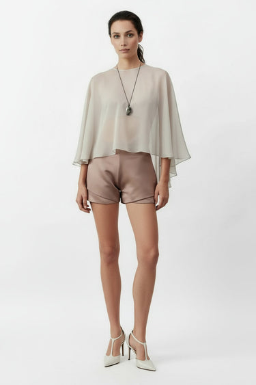 Short mini en satin Maude couleur amande fumée