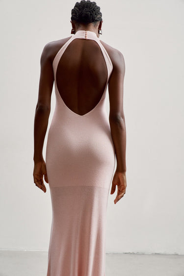 Robe rose ESSENTIAL, dos nu