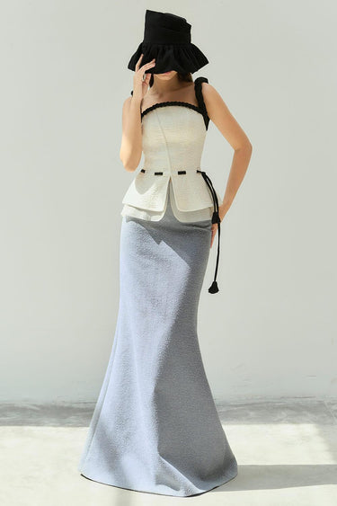 Nghi Peplum Curved Neck Ribbed Burlap Top -