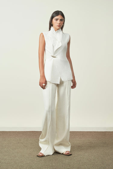 Anh Ngoc Asymmetric Folded Lapels Sleeveless Chenille Top