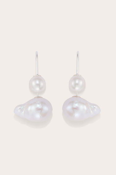 Cloud Pearl Earrings Silver - WONROB