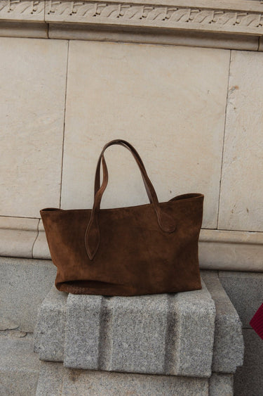 Mega Sprout Tote Chestnut Suede - WONROB