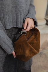 Pillow Pouch Suede Chestnut - WONROB